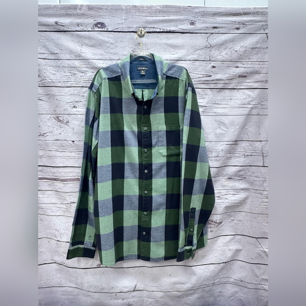 Eddie Bauer Mens Classic Fit Green Plaid Shirt Size T2XL
